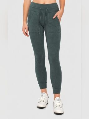Nwt Kuwalla Forest Green Jogger Leggings Soft Stretch Athleisure Loungewear